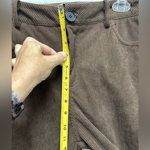 Brown corduroy flare pants - Picture 5 of 7